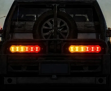 SM3070C-AR1 3-in-1 LED Warning Lamp + Rear Position Lamp + Braking Lamp